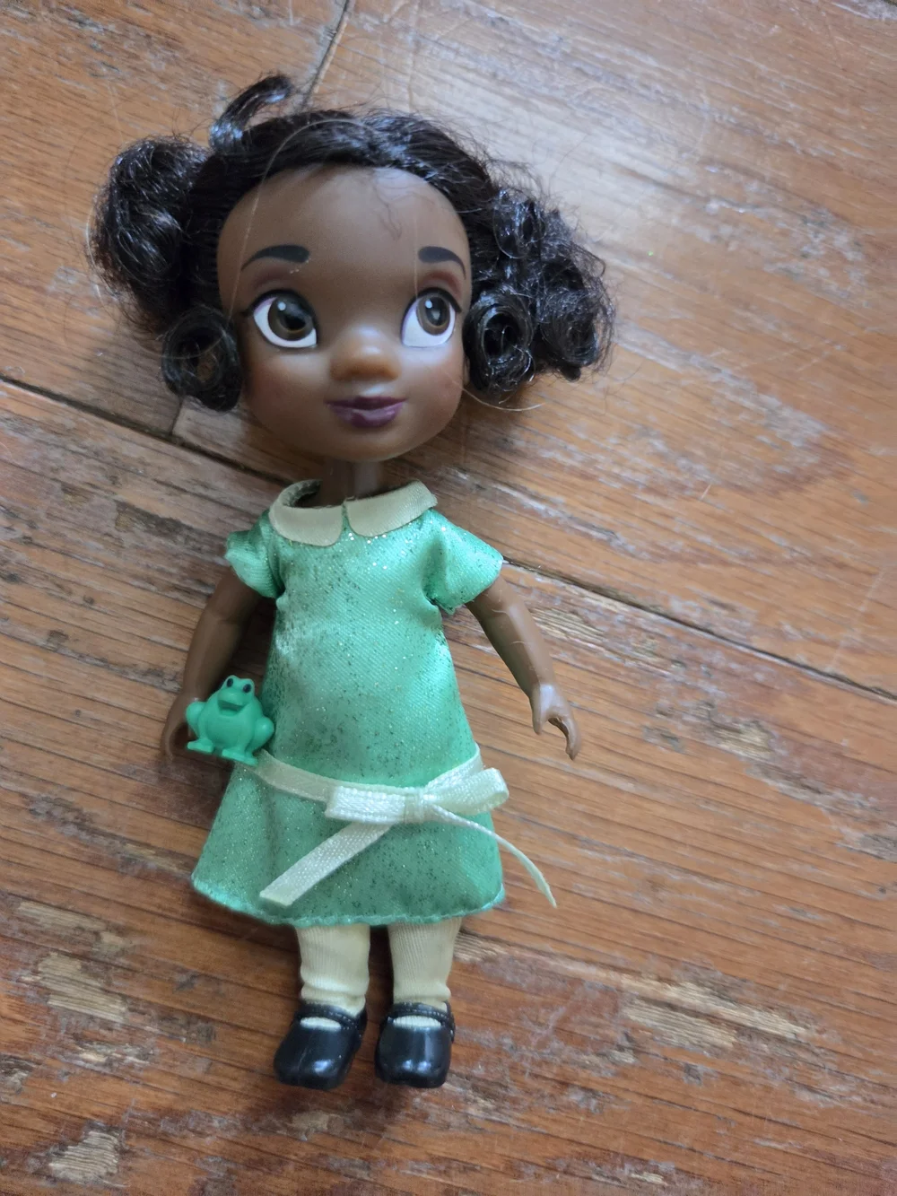 Tiana Animators Collection Doll in Sparkling Green Dress with Frog